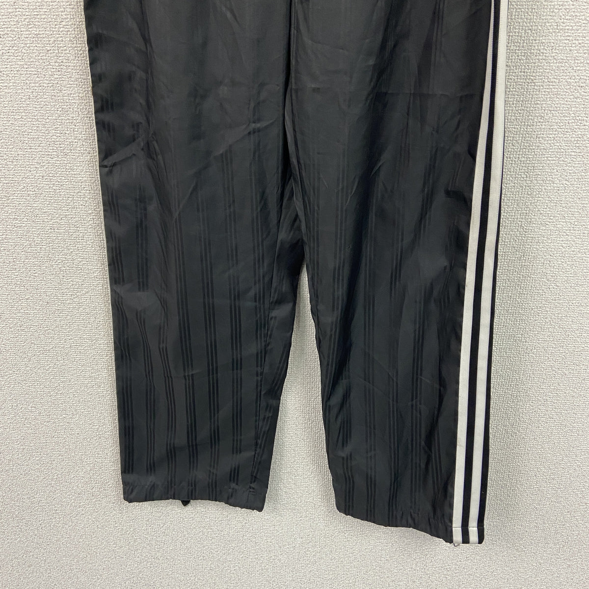 adidas　アディダス　トラックパンツ/トレーニングパンツ　黒　ブラック　Lサイズ　古着