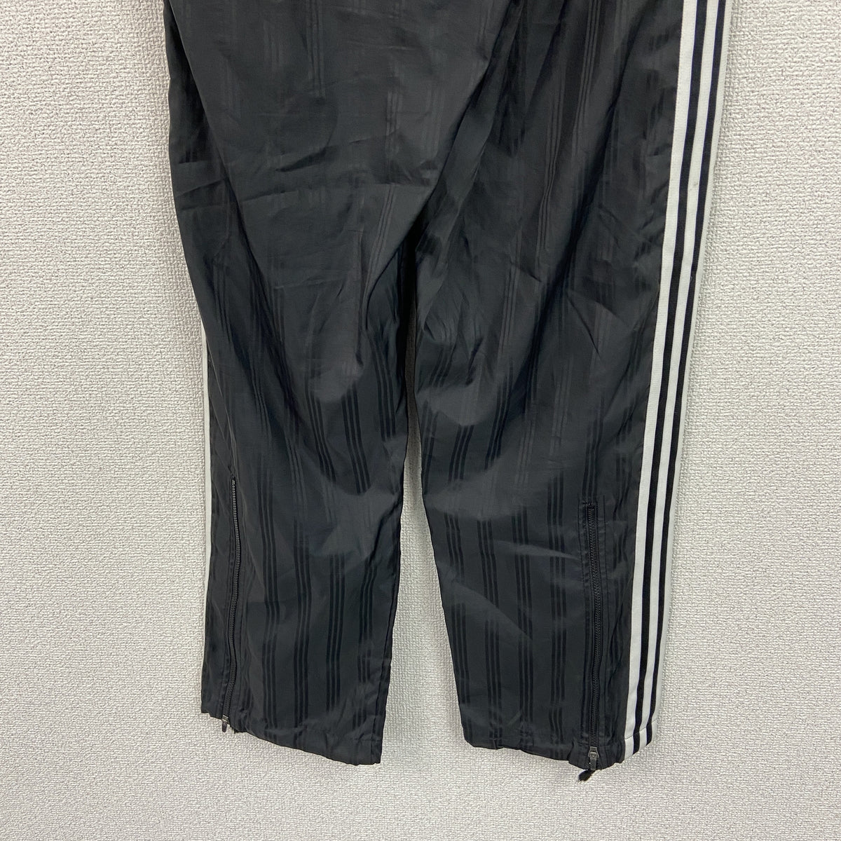 adidas　アディダス　トラックパンツ/トレーニングパンツ　黒　ブラック　Lサイズ　古着