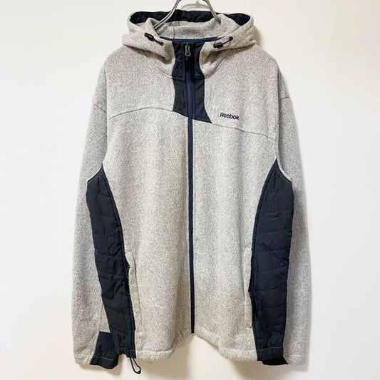 古着 used　Reebok リーボック　長袖フルジップスウェット　裏フリースパーカー　ワンポイントロゴ刺繍　Lサイズ
