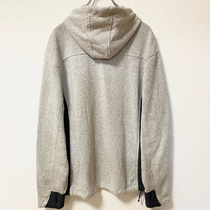 古着 used　Reebok リーボック　長袖フルジップスウェット　裏フリースパーカー　ワンポイントロゴ刺繍　Lサイズ