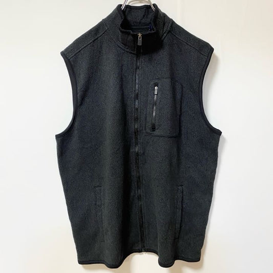 古着 used　CHAPS　チャップス　フルジップフリースベスト　ハイネック　ポケット　シンプル　ノームコア　黒　XLサイズ