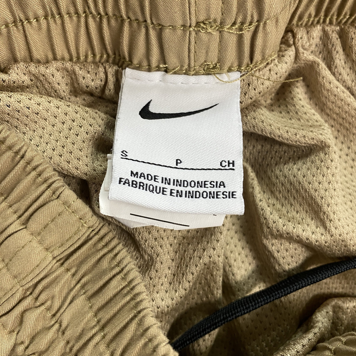 NIKE　ナイキ　ハーフパンツ/ショートパンツ　スウッシュ　ベージュ　Sサイズ　古着