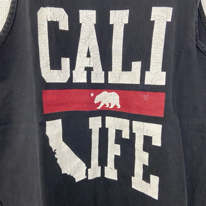 タンクトップ　ノースリーブス　CALI LIFE　熊　クマ　アニマル　レトロデザイン　黒　ブラック　古着