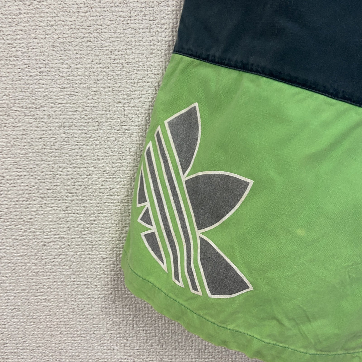 ～80s　adidas　アディダス　デサント　ハーフパンツ/ショートパンツ　バイカラー　グリーン　ネイビー　紺　Mサイズ　　ヴィンテージ　古着