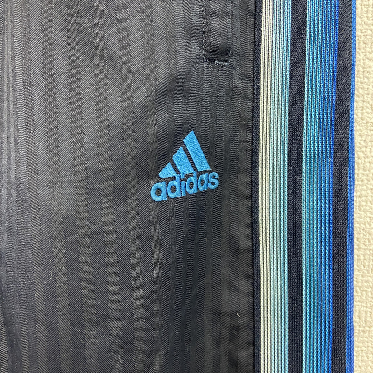 adidas　アディダス　トラックパンツ/トレーニングパンツ　紺　ネイビー　Sサイズ　古着