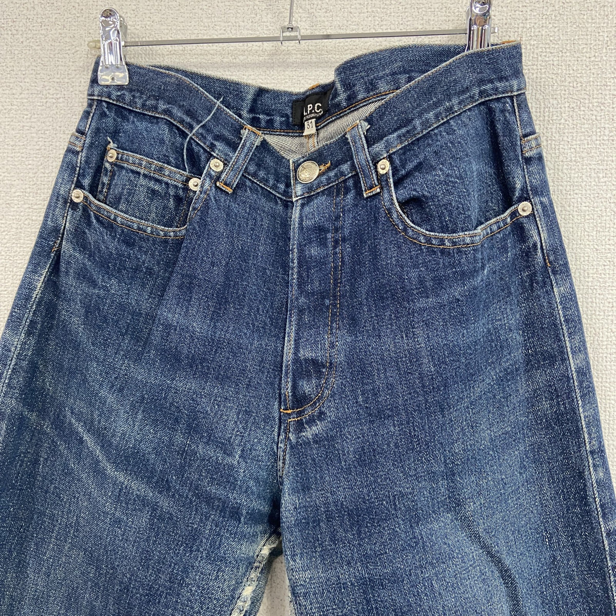 A.P.C．アーペーセー　デニムパンツ/ジーンズ　ジップフライ　縦落ち　インディゴ　31サイズ　古着