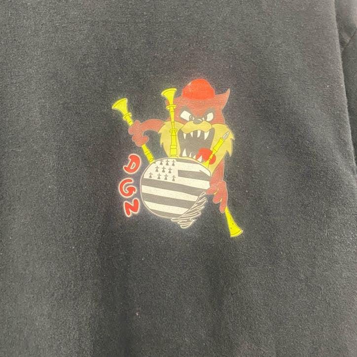 GILDAN　ギルダン　タズマニアン・デビル　半袖ワンポイントTシャツ　バックプリント　黒　ブラック　Mサイズ　古着