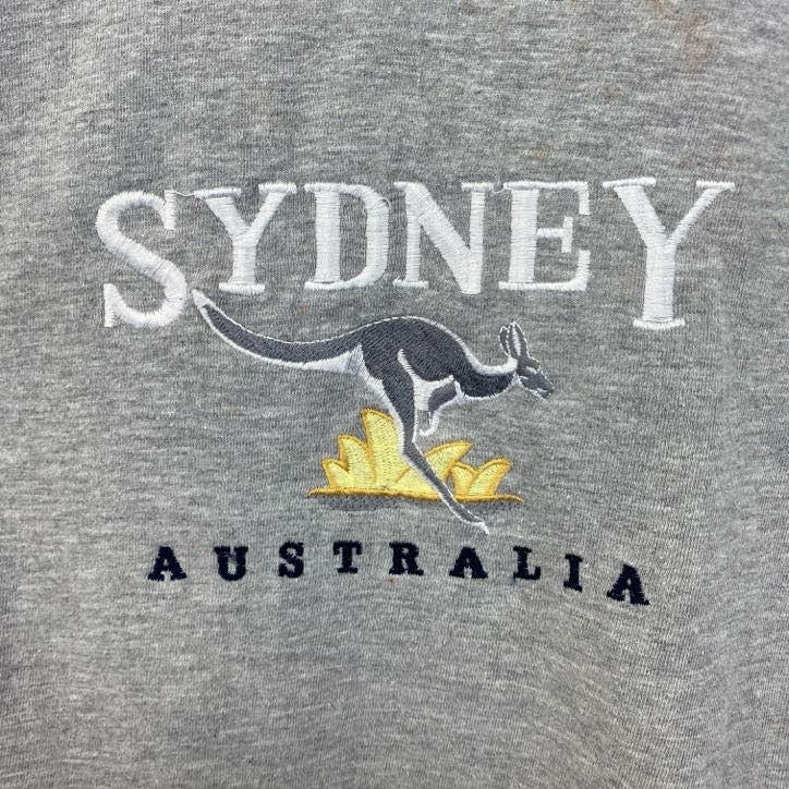Kangaroo　カンガルー　半袖アニマル刺繍Tシャツ　クルーネック　オーストラリア　シドニー　グレー　灰色　Sサイズ　古着