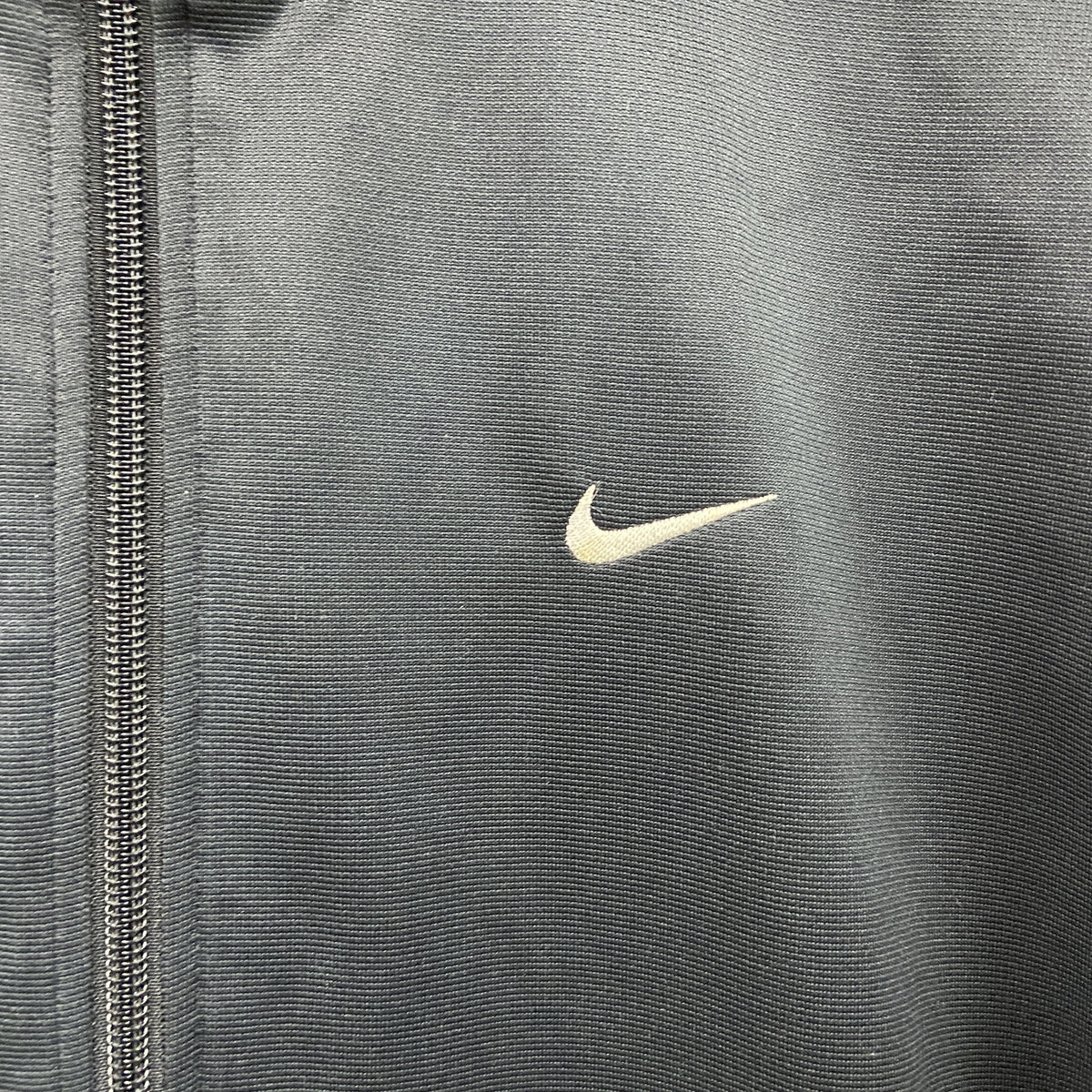 NIKE　ナイキ　トラックジャケット/ジャージ　黒　ブラック　Lサイズ　古着