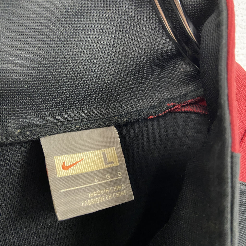 NIKE　ナイキ　トラックジャケット/ジャージ　黒　ブラック　Lサイズ　古着