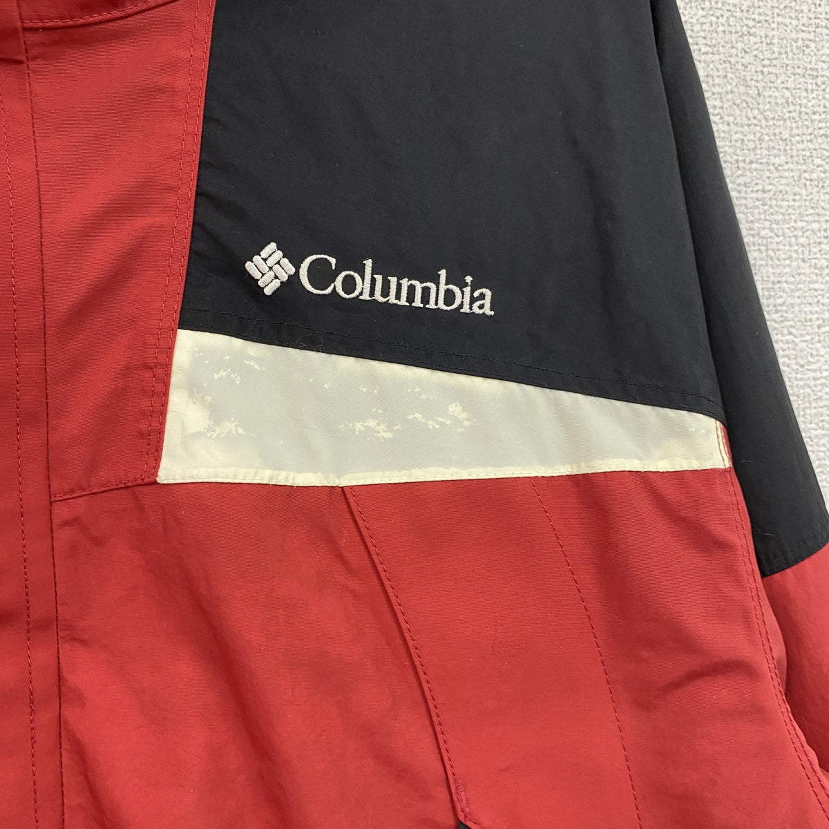 00s　Columbia　コロンビア　マウンテンパーカー　ナイロン　アクティブ　赤　レッド　Lサイズ　