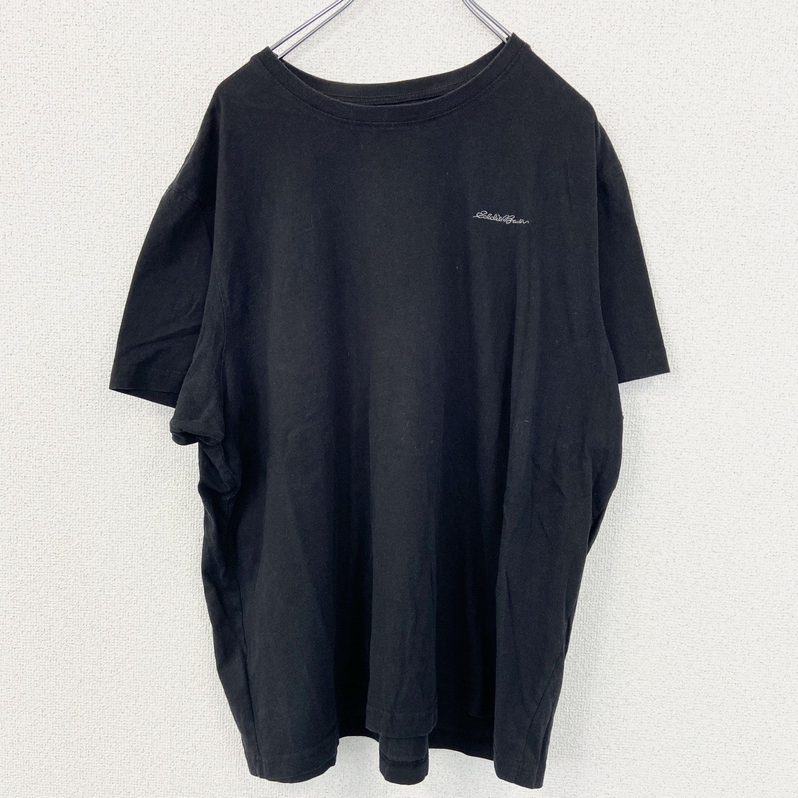 Eddie Bauer　半袖ビッグプリントTシャツ　ワンポイント　クルーネック　カジュアルデザイン　黒　ブラック　Lサイズ　古着