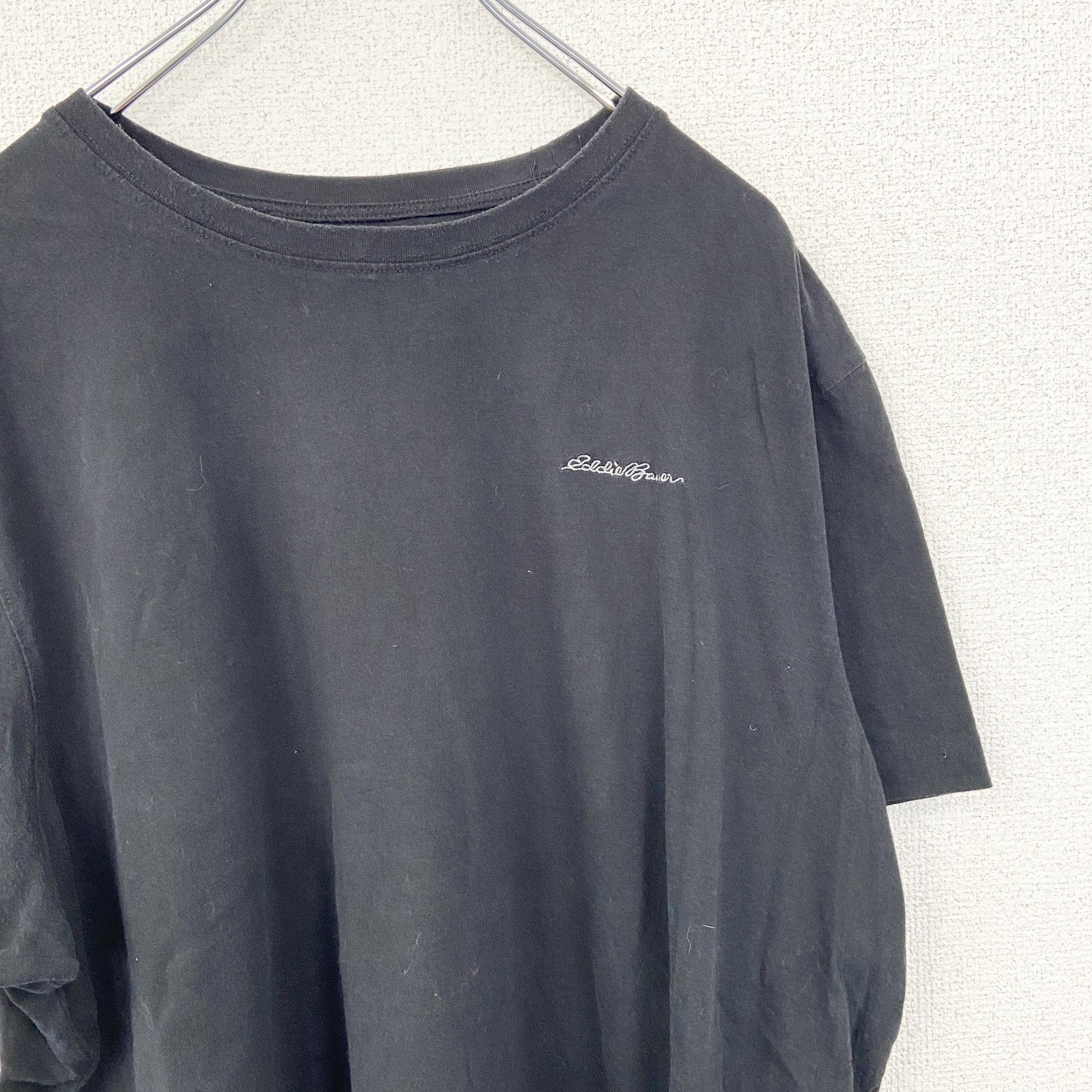 Eddie Bauer　半袖ビッグプリントTシャツ　ワンポイント　クルーネック　カジュアルデザイン　黒　ブラック　Lサイズ　古着