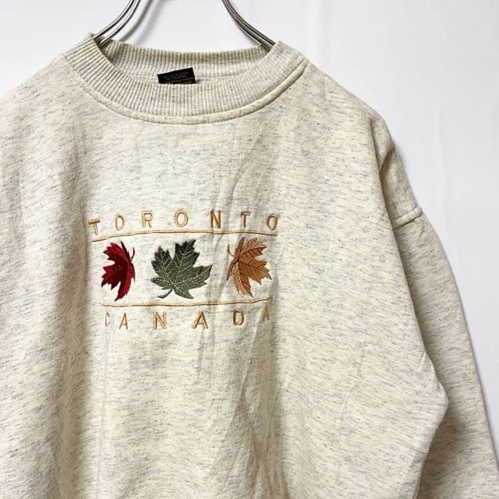 EDHAR　長袖刺繍デザインスウェット　クルーネックトレーナー　ベージュ　カナダ　トロント　Mサイズ　古着