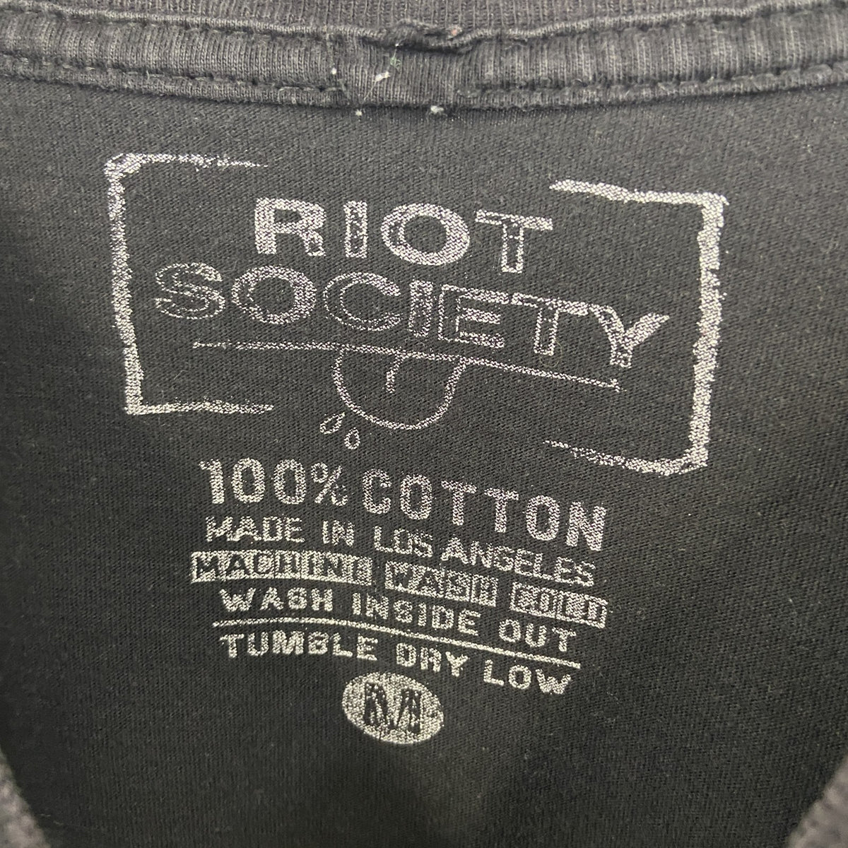 RIOT SOCIETY　半袖プリントTシャツ　クルーネック　エスニックデザイン　黒　ブラック　レトロ　Mサイズ　古着