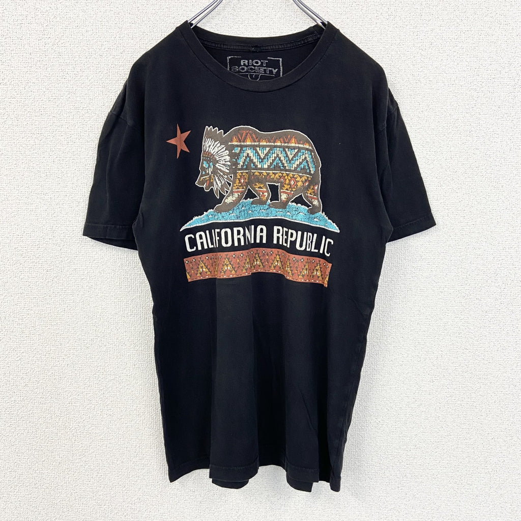 RIOT SOCIETY　半袖プリントTシャツ　クルーネック　エスニックデザイン　黒　ブラック　レトロ　Mサイズ　古着