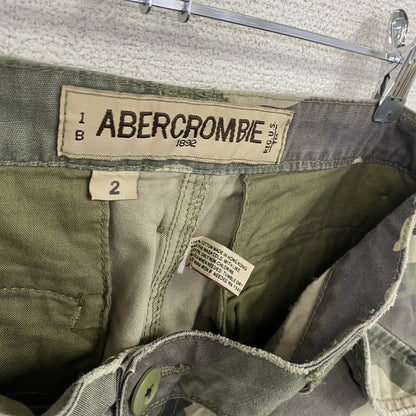 Abercrombie＆Fitch　アバクロ　カーゴパンツ　迷彩　カモフラ柄　カーキ　2サイズ