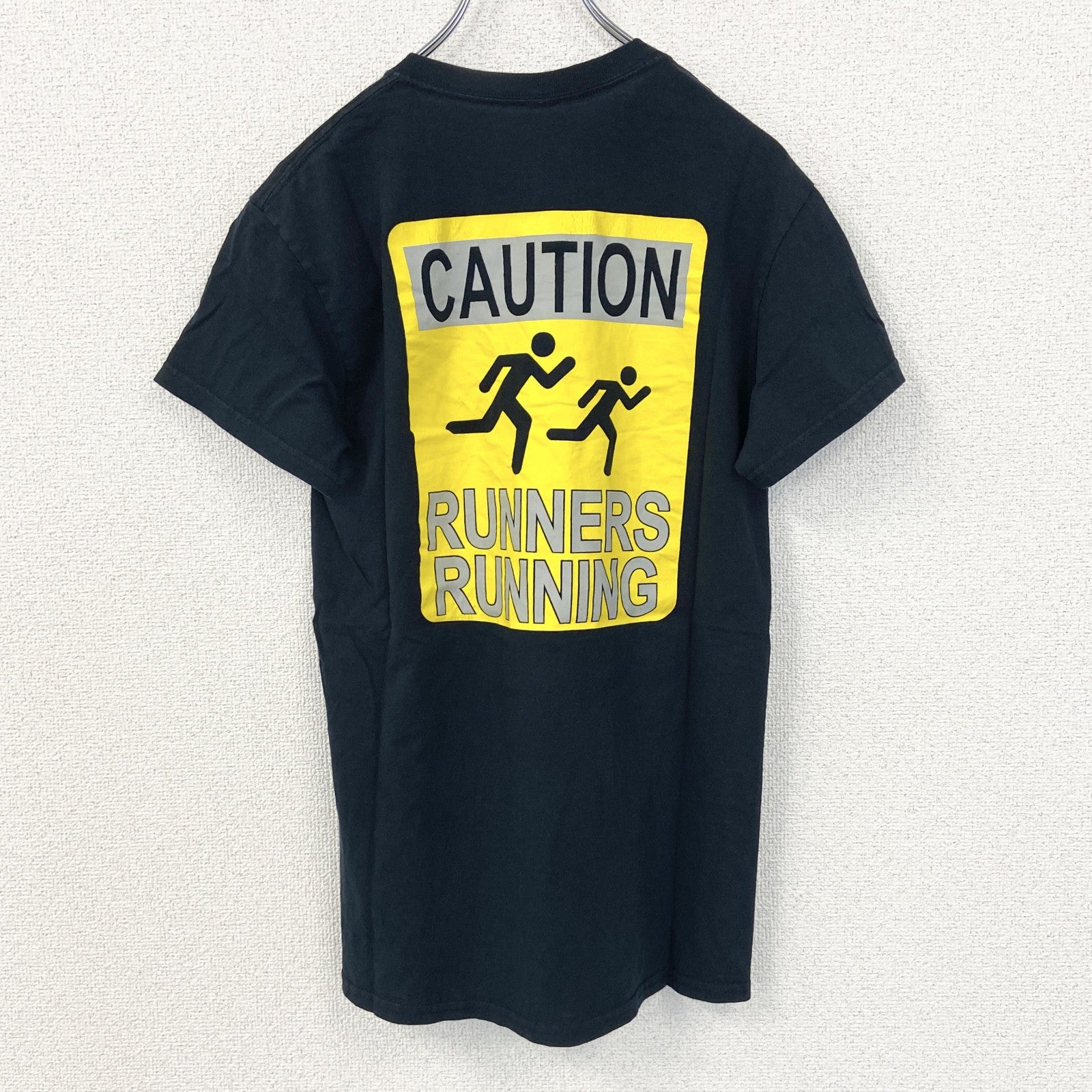 半袖プリントTシャツ　クルーネック　KNIGHTS TRACK&FIELD　カジュアル　黒　ブラック　Mサイズ　古着
