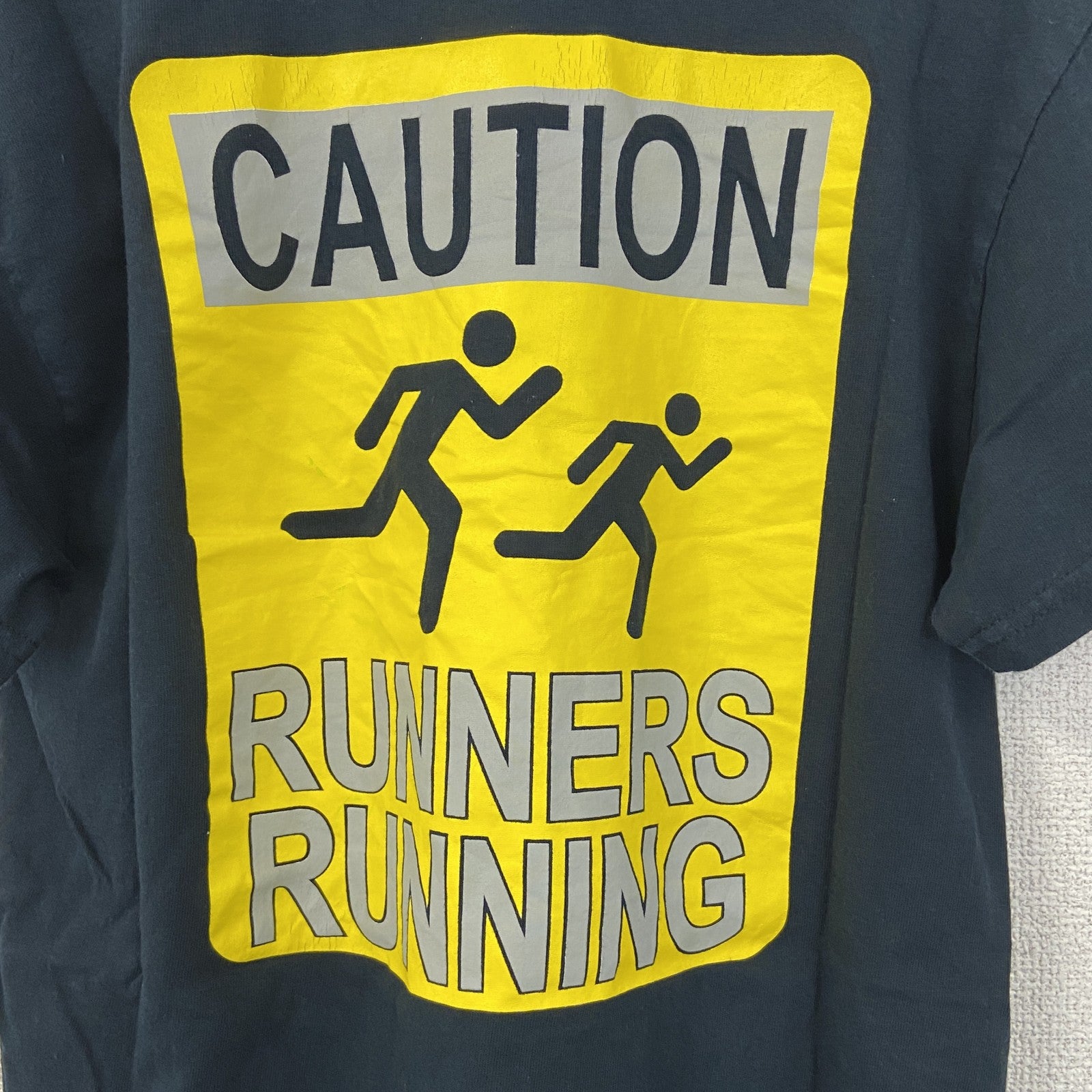 半袖プリントTシャツ　クルーネック　KNIGHTS TRACK&FIELD　カジュアル　黒　ブラック　Mサイズ　古着