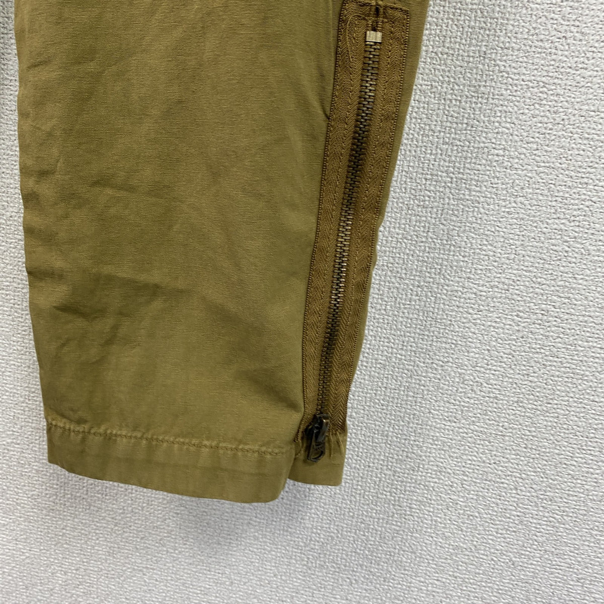 Abercrombie＆Fitch　アバクロ　カーゴパンツ　ベージュ　2サイズ　古着
