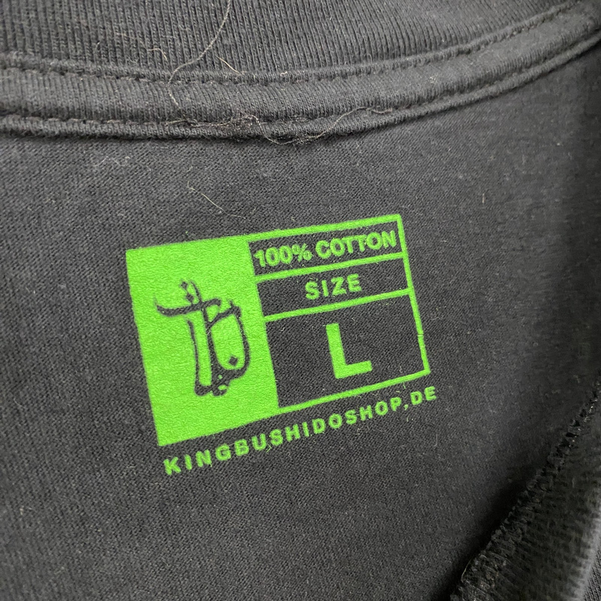 KINGBUSHIDOSHOP DE　半袖プリントTシャツ　黒　ブラック　Lサイズ　古着