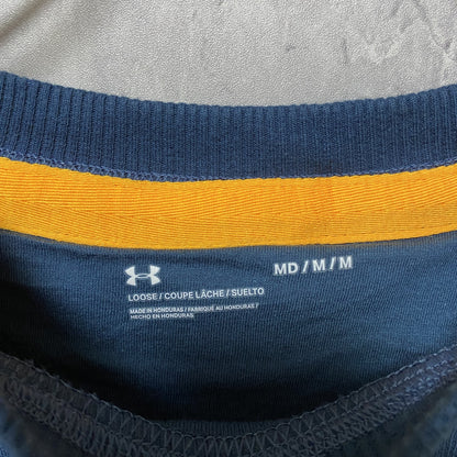 古着 used　UNDER ARMOUR アンダーアーマー　半袖切りっぱなしTシャツ　クルーネック　ワンポイント刺繍　Mサイズ