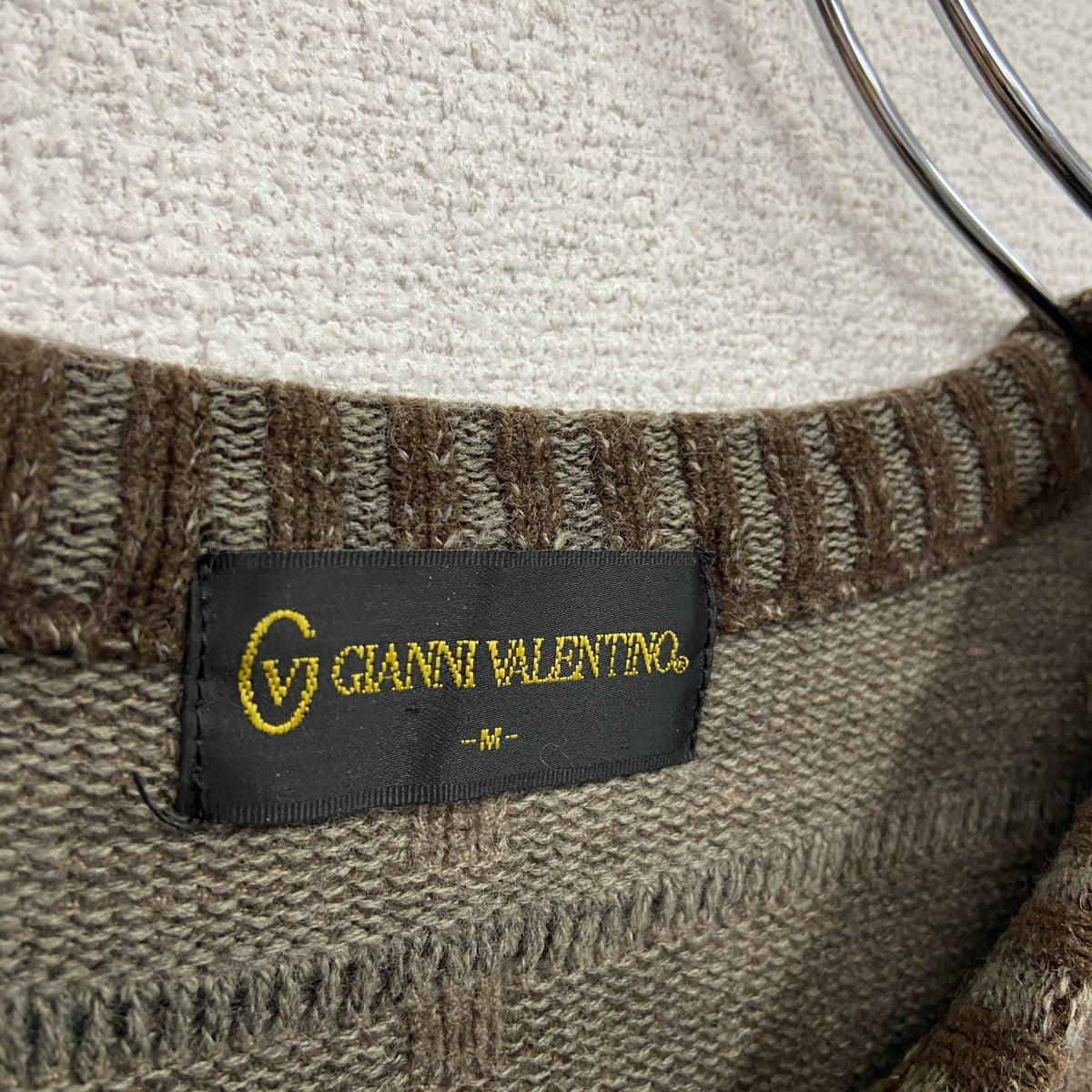 90s～　GIANNI VALENTINO　ジャンニ ヴァレンティノ　アクリルニットセーター　茶色　ブラウン　Mサイズ　　ヴィンテージ　古着
