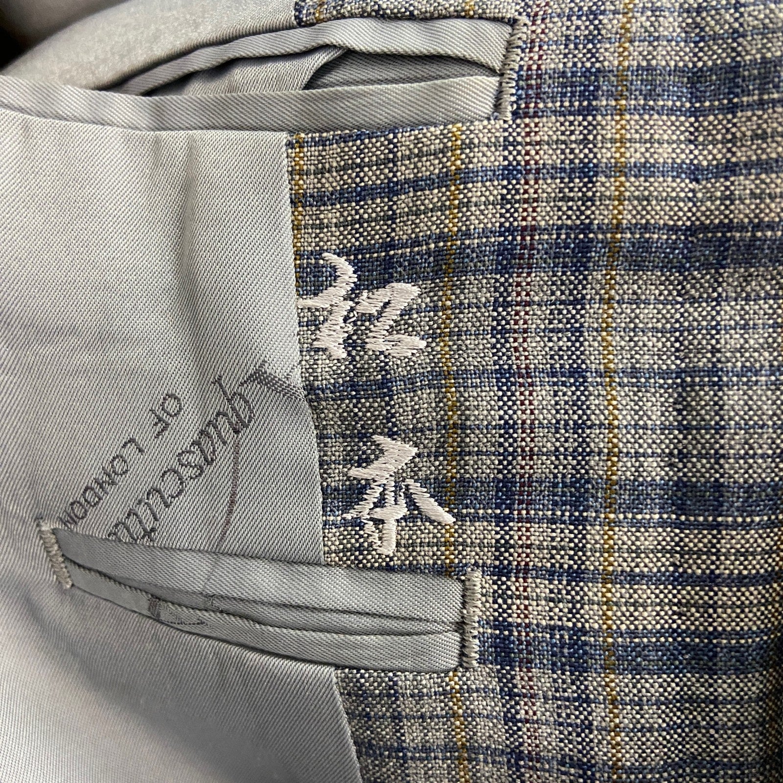 Aquascutum アクアスキュータム　テーラードジャケット　チェック柄　ノッチドラペル　灰色　グレー　古着