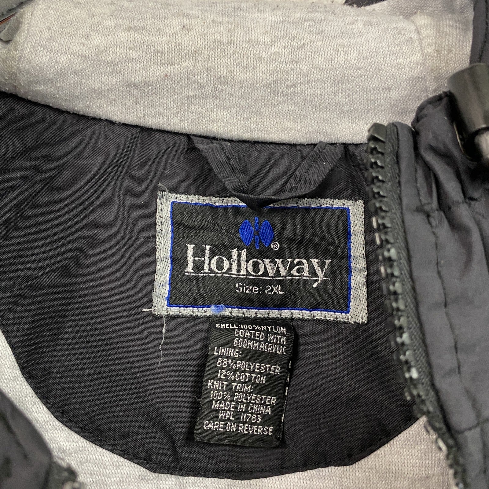 90s　Holloway　ホロウェイ　フルジップナイロンジャケット　5連プリント　刺繍ロゴ　黒　ブラック　2XLサイズ　　ヴィンテージ　古着