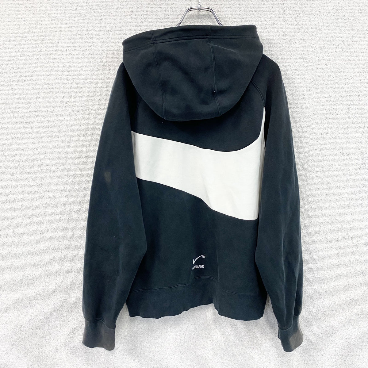 NIKE　ナイキ　フルジップパーカー/フーディー　黒　ブラック　Mサイズ フード付き メンズ コットン 古着