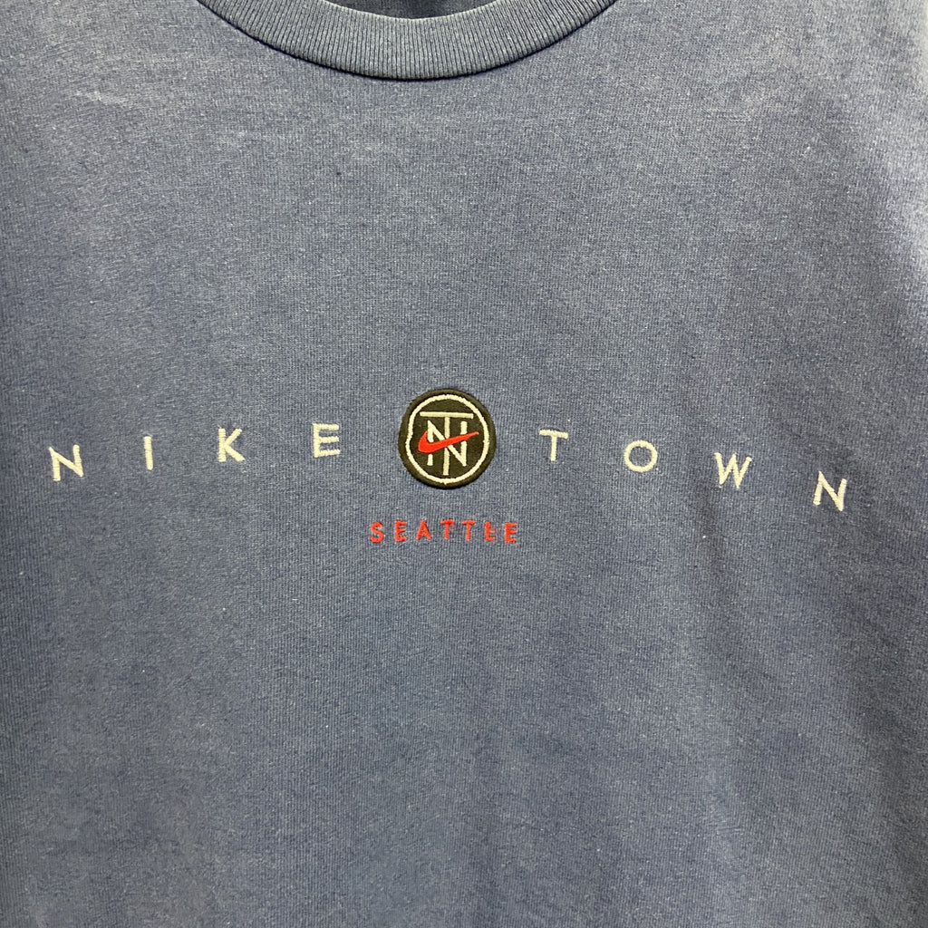 古着 used　90s　NIKE　ナイキ　NIKE TOWN　半袖プリントTシャツ　ヴィンテージ　紺　ネイビー　Sサイズ