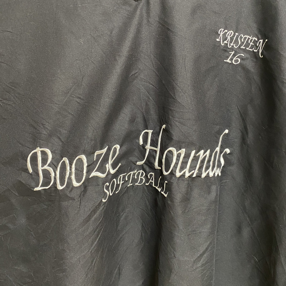 WP　長袖Vネックナイロンプルオーバー　ロゴ刺繍　Booze Hounds　ソフトボール　黒　ブラック　Lサイズ　古着