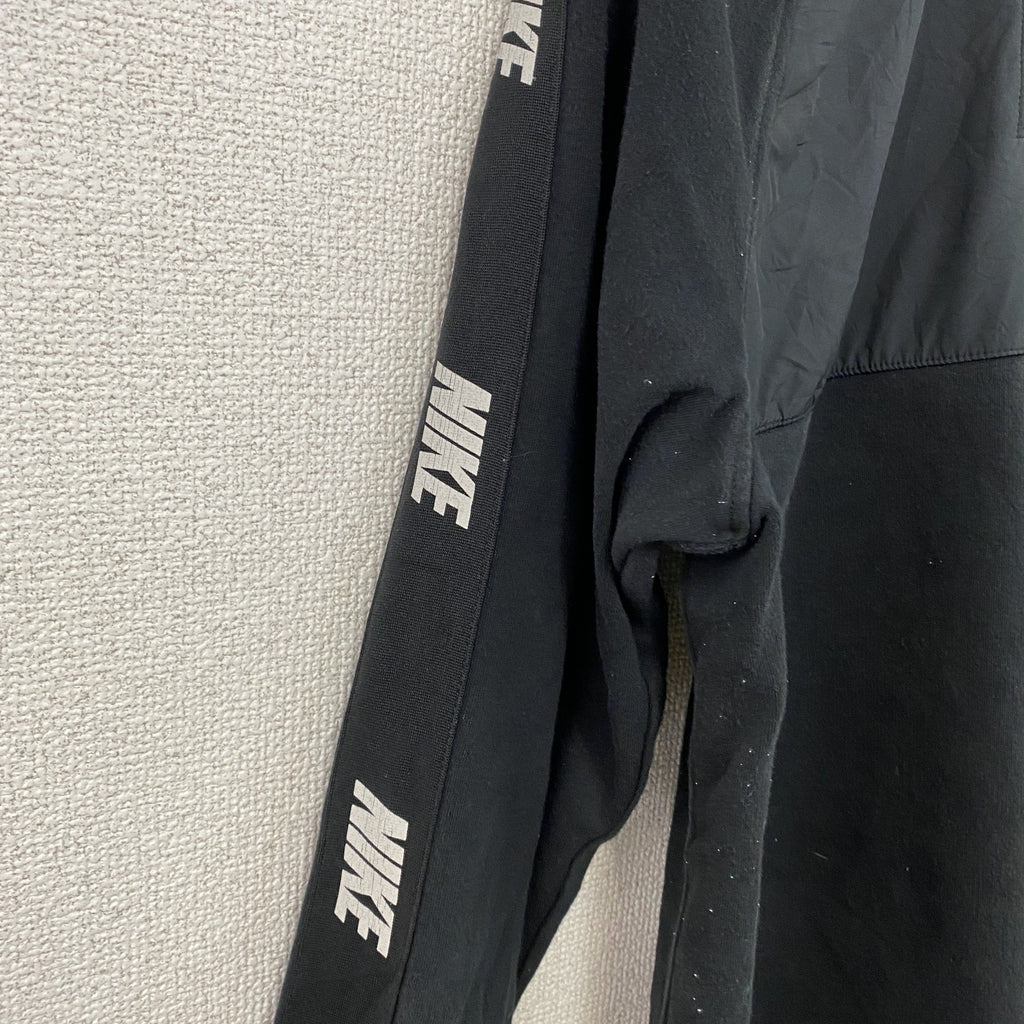 NIKE　ナイキ　長袖ハーフジップジャケット　黒　ブラック　XSサイズ　古着