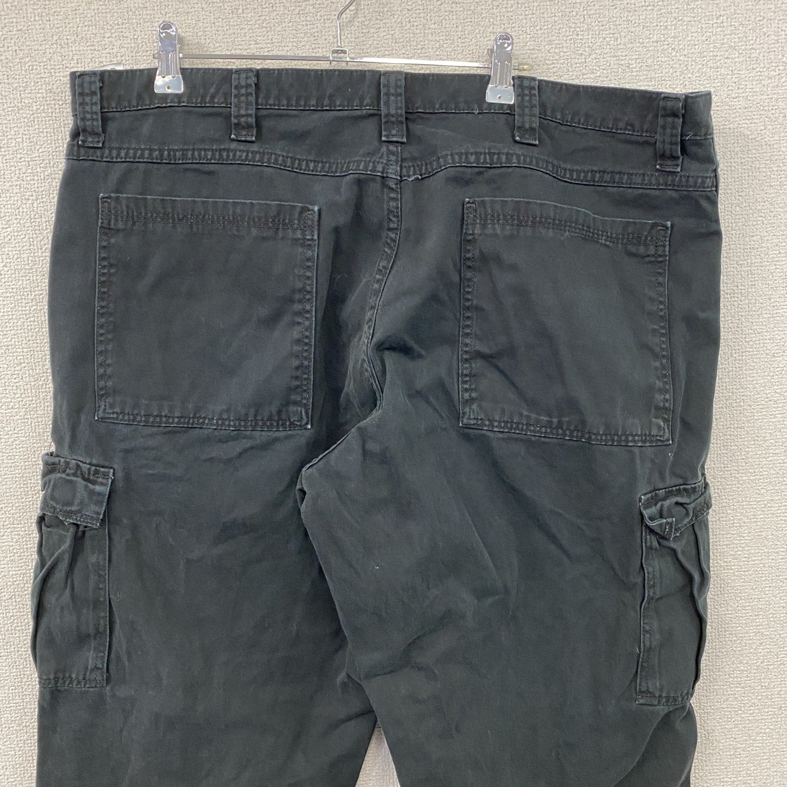 Wrangler　ラングラー　カーゴパンツ　ジップフライ　ワンポイント　黒　ブラック　W40サイズ　古着