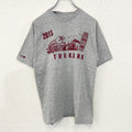 sg　半袖プリントTシャツ　TOSKANA　2015　カジュアルデザイン　クルーネック　レトロ　グレー　灰色　Sサイズ　古着