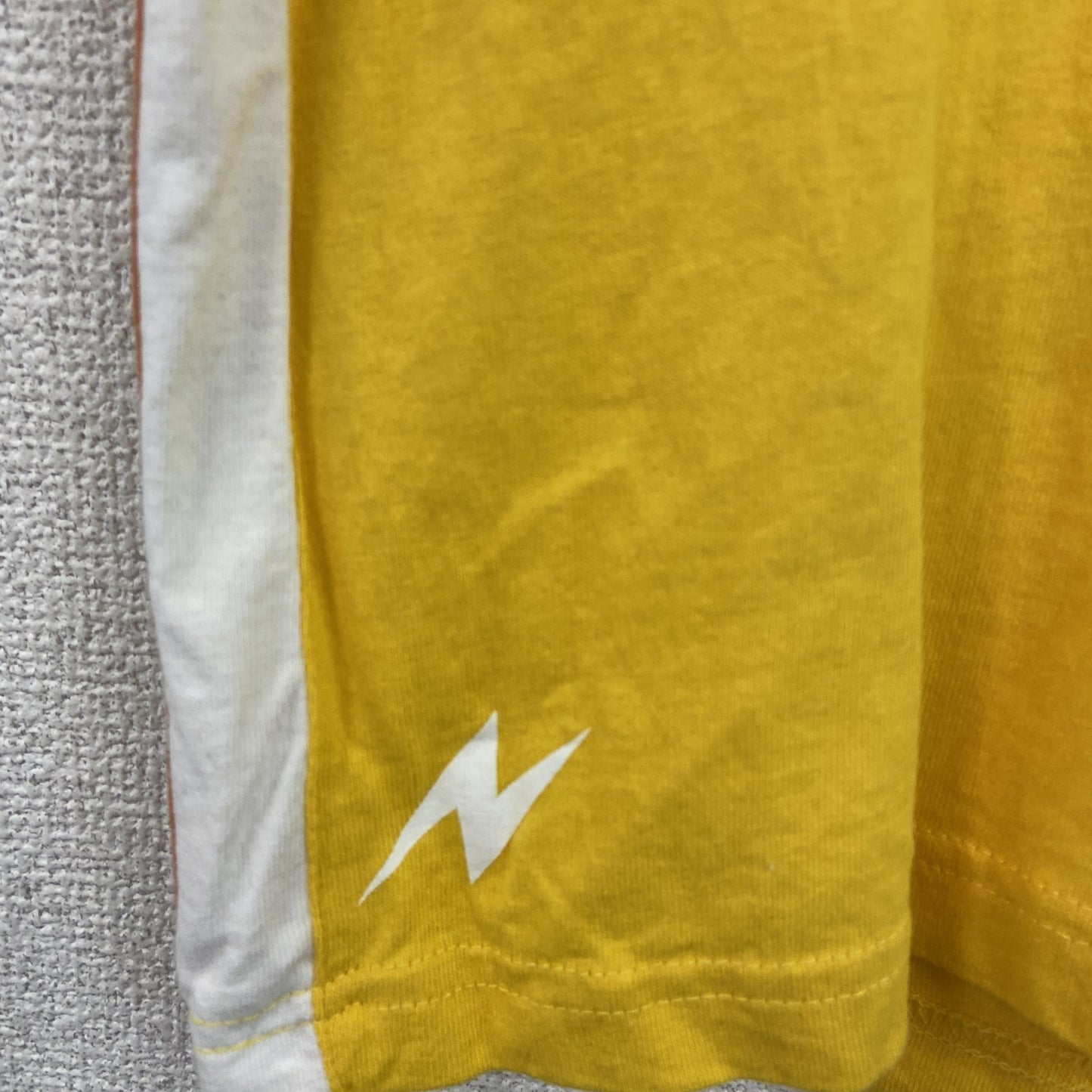 ANA’s ピカ夏家族旅行　ポケモン　半袖コラボTシャツ　ピカチュウ　黄色　イエロー