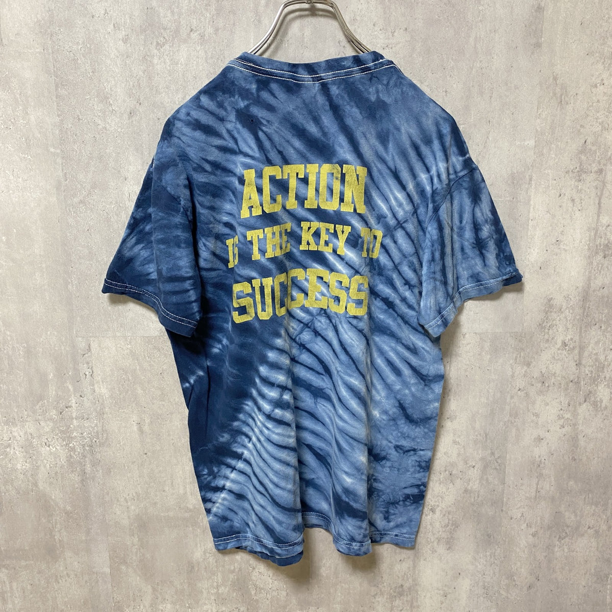 GILDAN ギルダン　半袖クルーネックプリントTシャツ　バックプリント　タイダイ柄　レトロデザイン　Mサイズ　古着