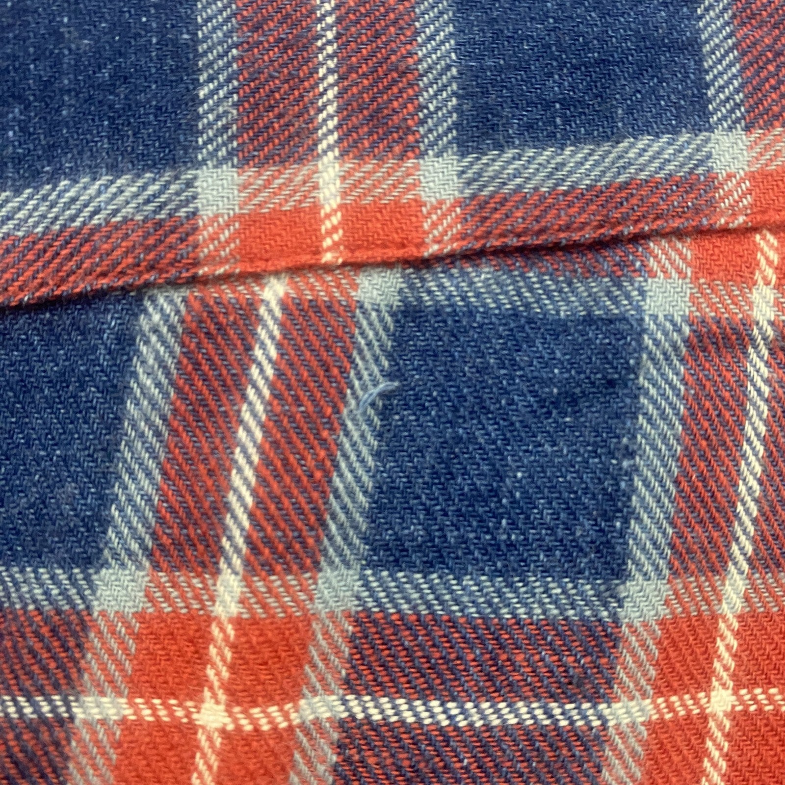 Brooks Brothers　ブルックスブラザーズ　長袖ボタンダウンシャツ　チェック柄　赤　レッド　紺　ネイビー　Mサイズ　古着