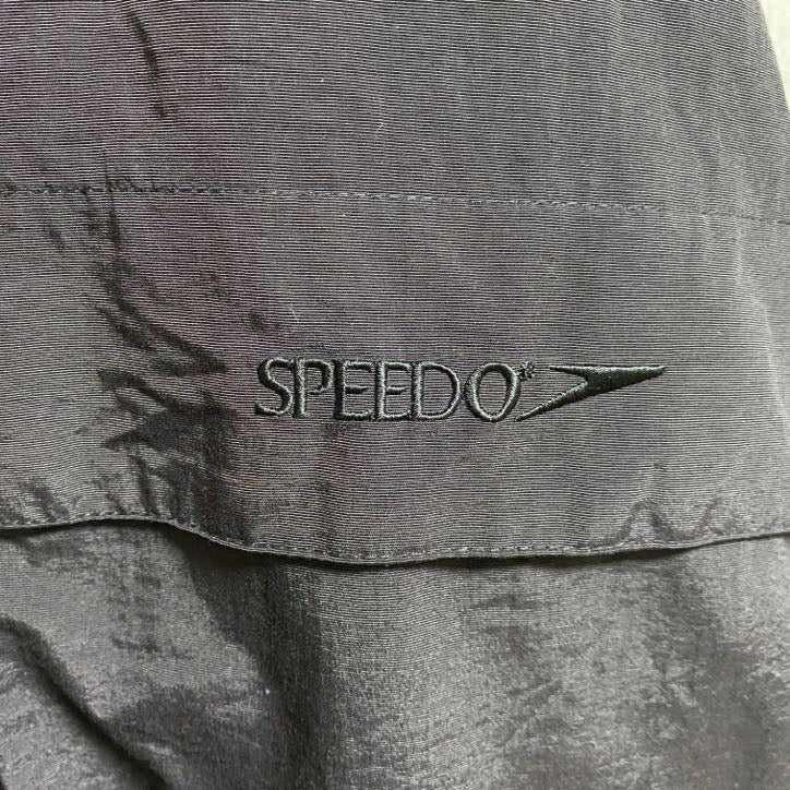 古着 used　90s　SPEEDO　スピード　長袖厚手ナイロンジャケット　ワンポイントロゴ刺繡　黒　ブラック　XLサイズ