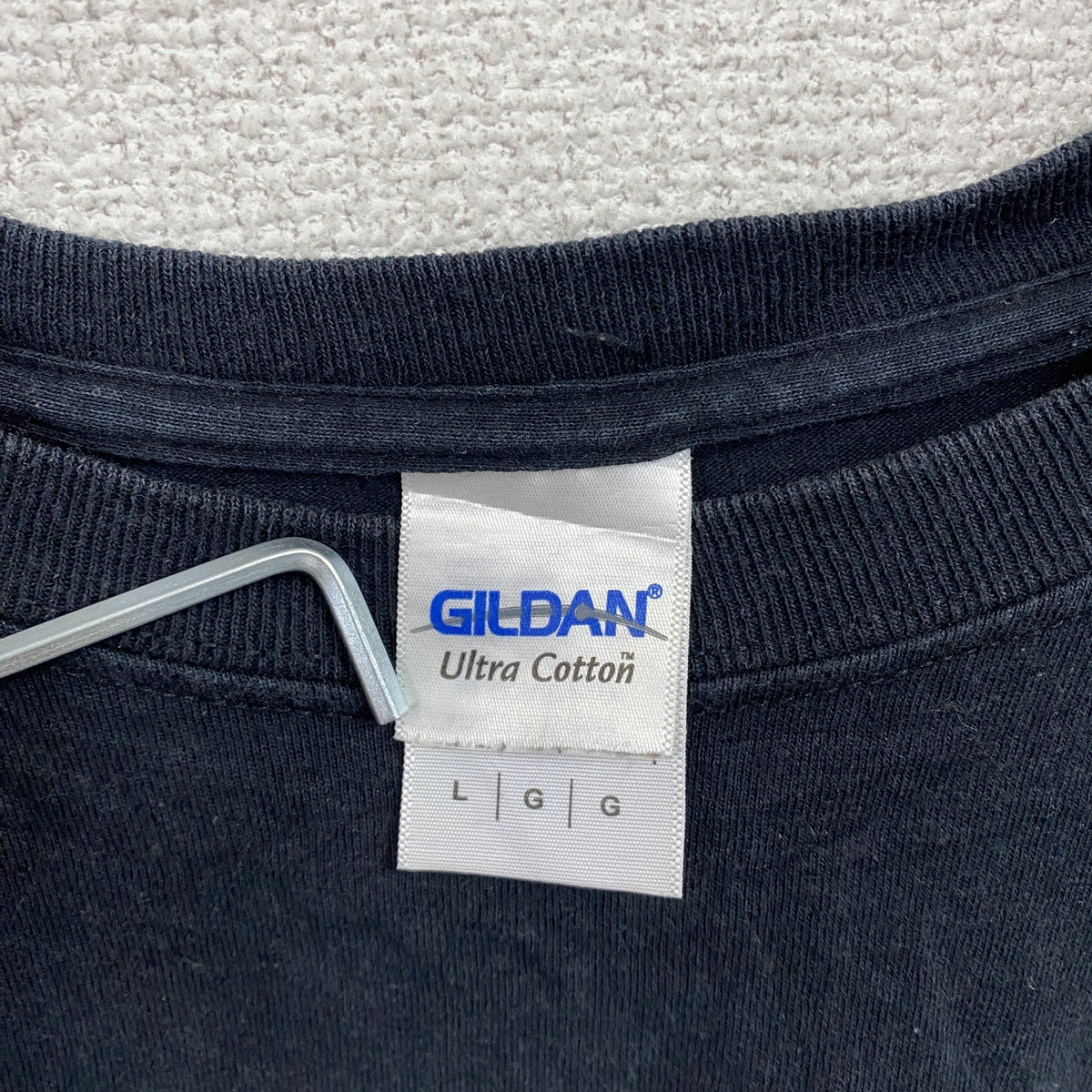 GILDAN　ギルダン　半袖プリントTシャツ　Uネック　　黒　ブラック　Lサイズ　古着
