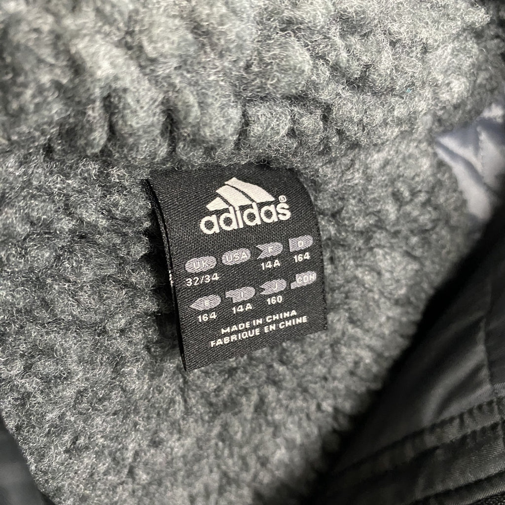 adidas　アディダス　ベンチコート　中綿入り　黒　ブラック　160サイズ　古着