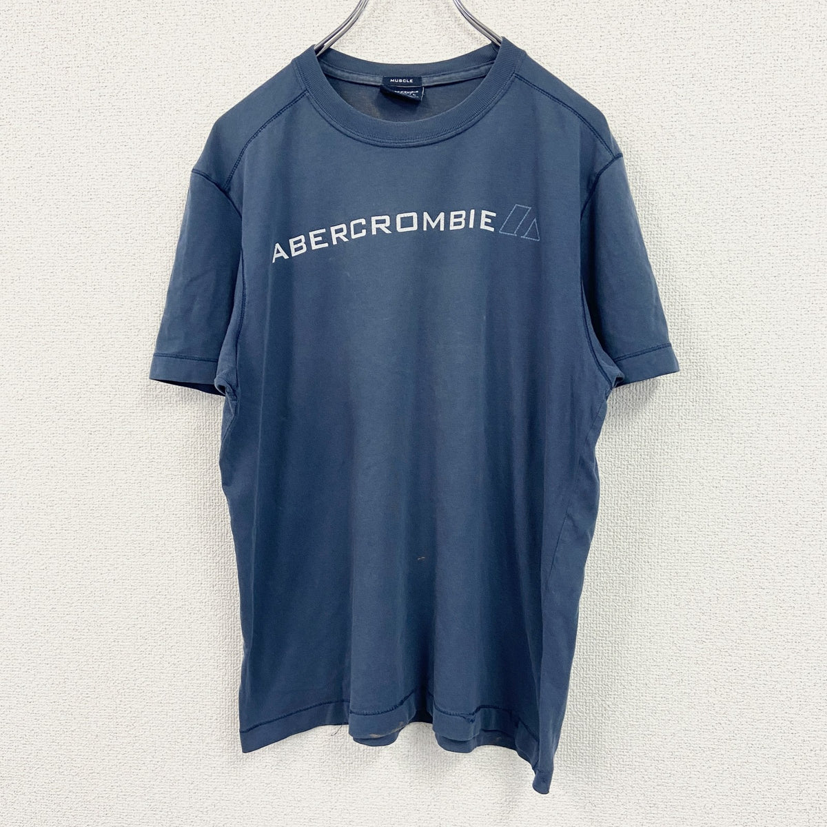 Abercrombie & Fitch　アバクロンビー＆フィッチ　MUSCLE　半袖プリントTシャツ　紺　ネイビー　Lサイズ　古着