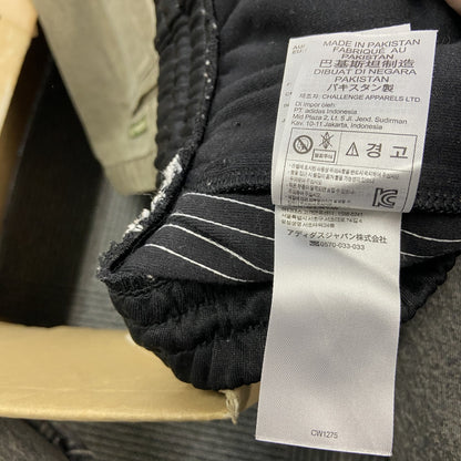 adidas　アディダス　トラックパンツ　ジャージパンツ　黒　ブラック　Sサイズ