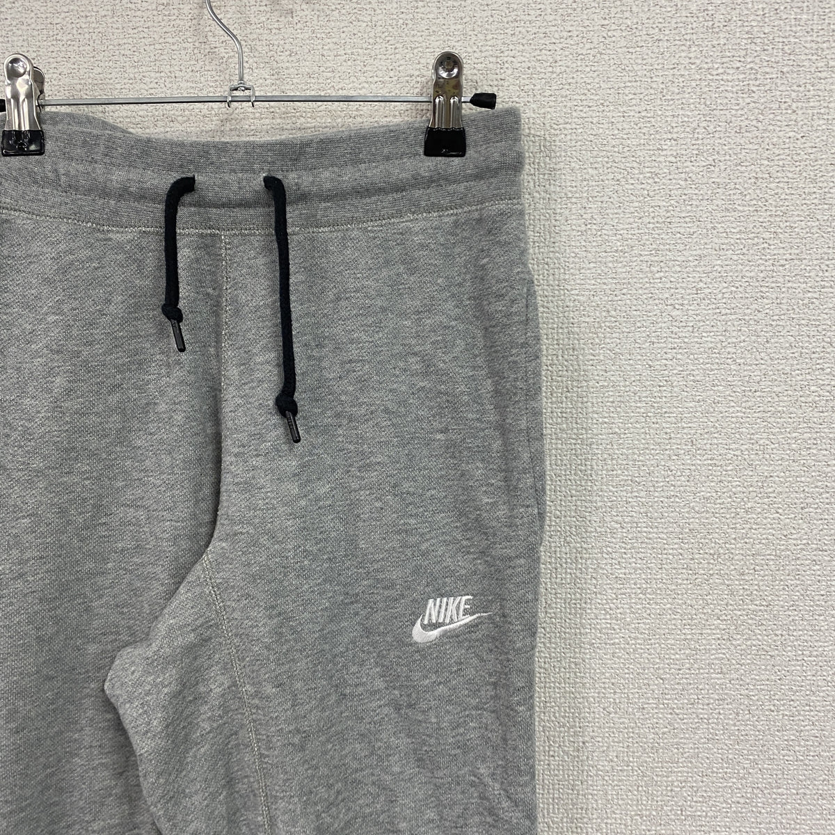 NIKE　ナイキ　トラックパンツ/ジャージパンツ　灰色　グレー　Sサイズ　古着