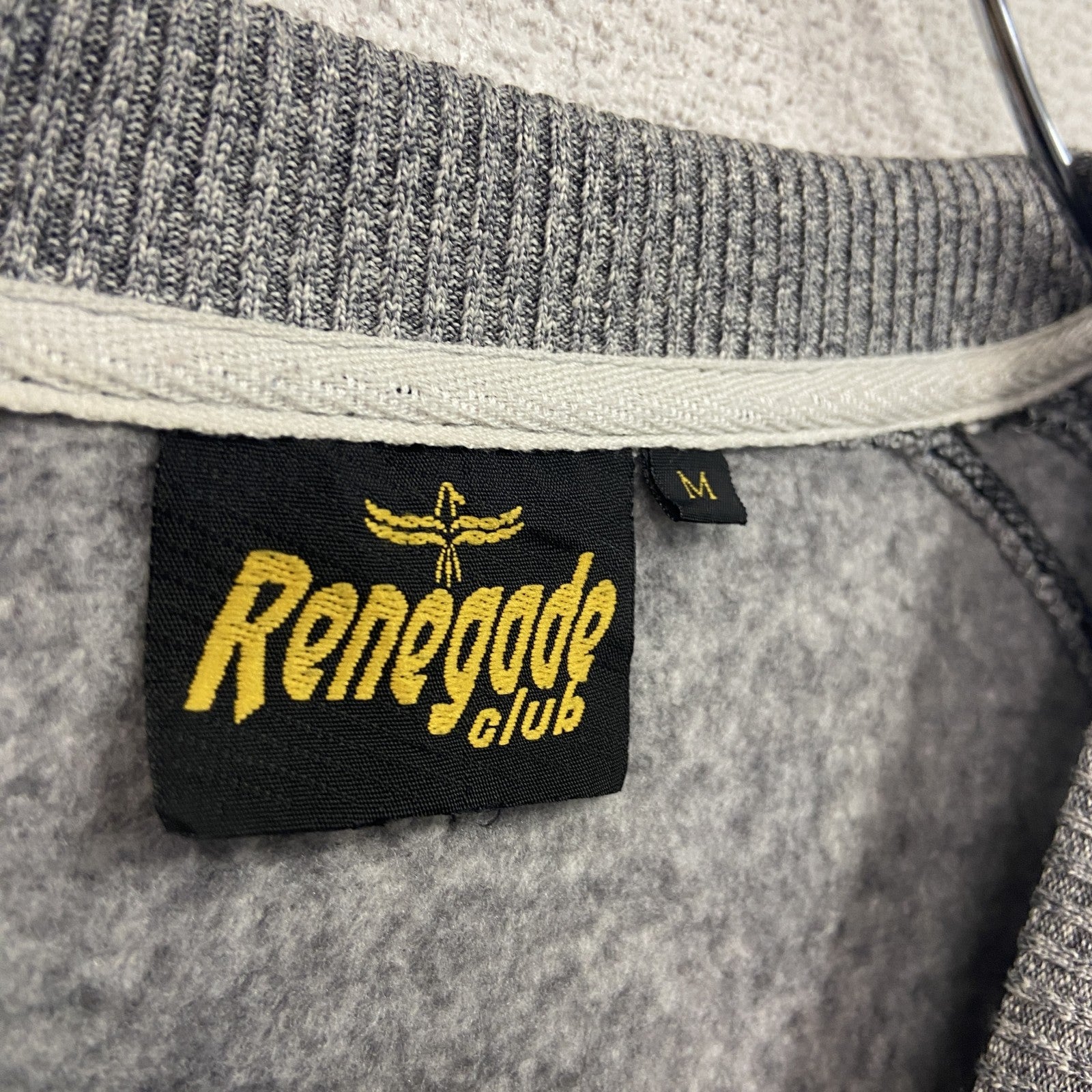 Renegade club　スウェット/トレーナー　前V　ラグランスリーブ　刺繍ロゴ　3連プリント　灰色　グレー　Mサイズ　古着
