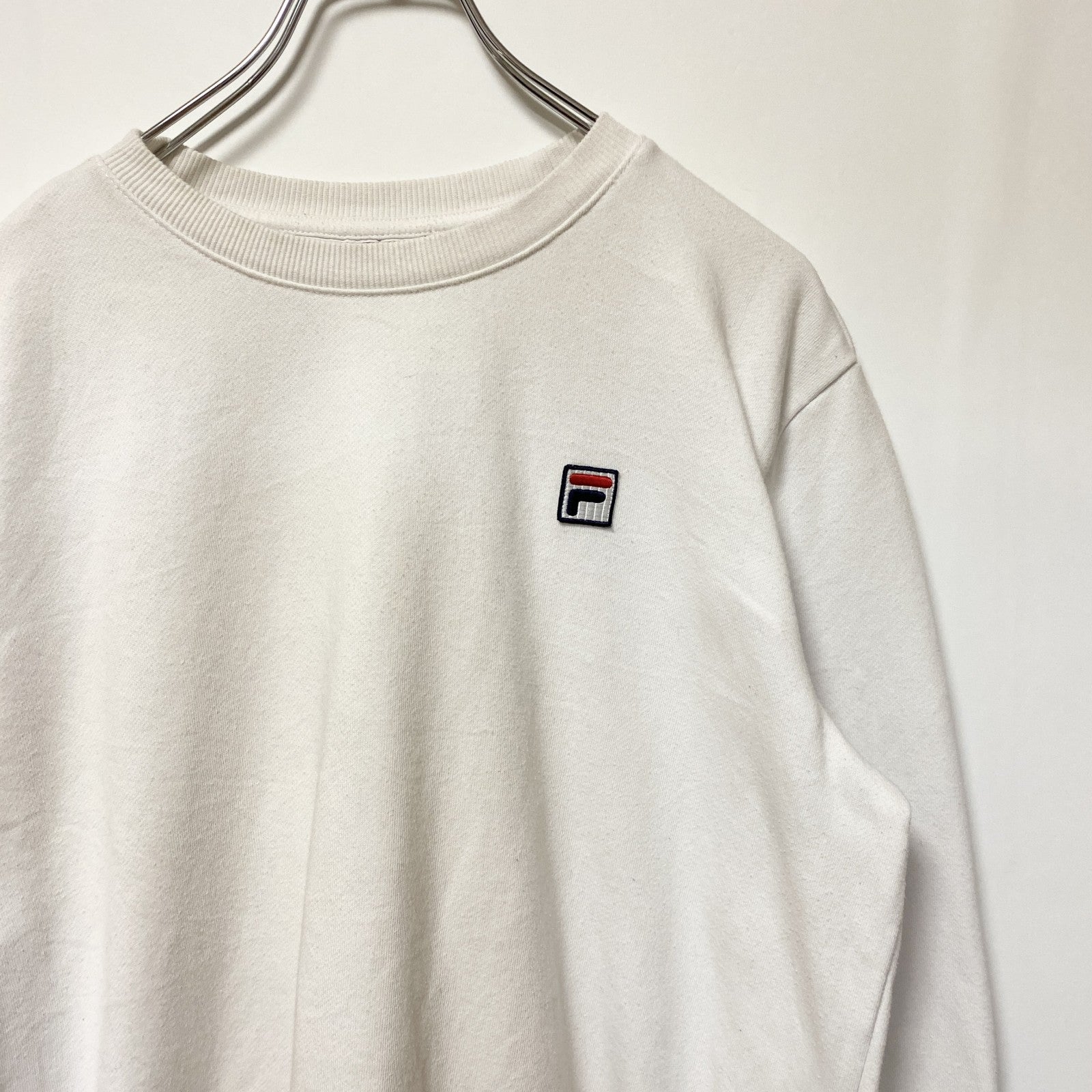 FILA　フィラ　スウェット/トレーナー　リブライン　刺繍ロゴ　ワンポイント　白　ホワイト　Lサイズ　古着