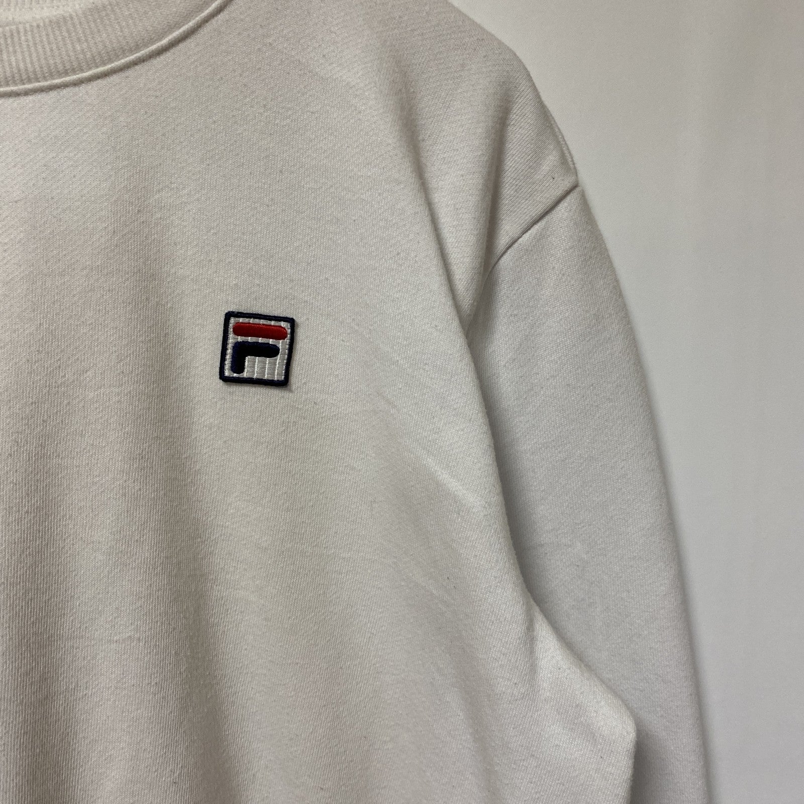 FILA　フィラ　スウェット/トレーナー　リブライン　刺繍ロゴ　ワンポイント　白　ホワイト　Lサイズ　古着