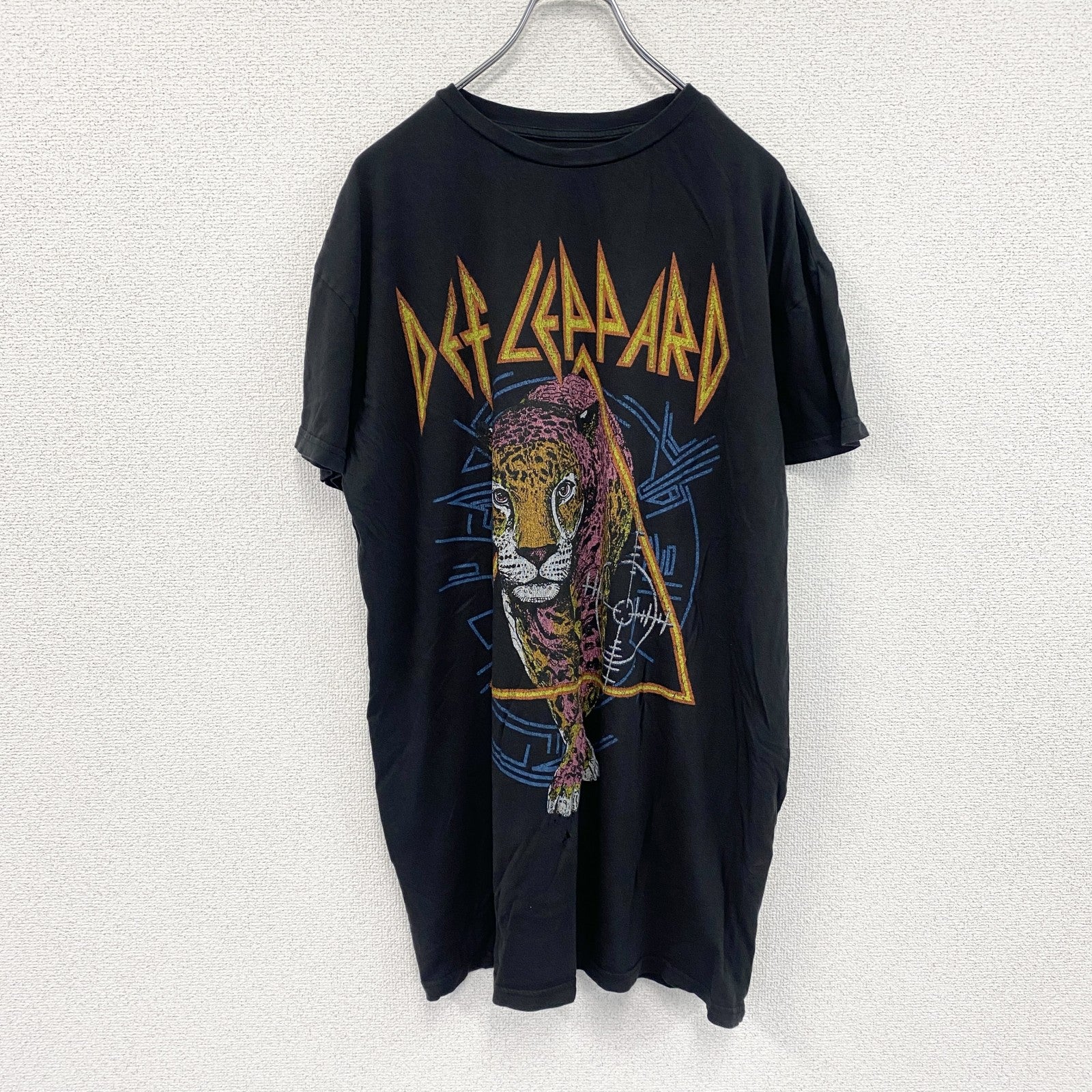 DEF LEPARD　デフレパード　半袖音楽プリントTシャツ　ハードロック　ブラック　Sサイズ　古着