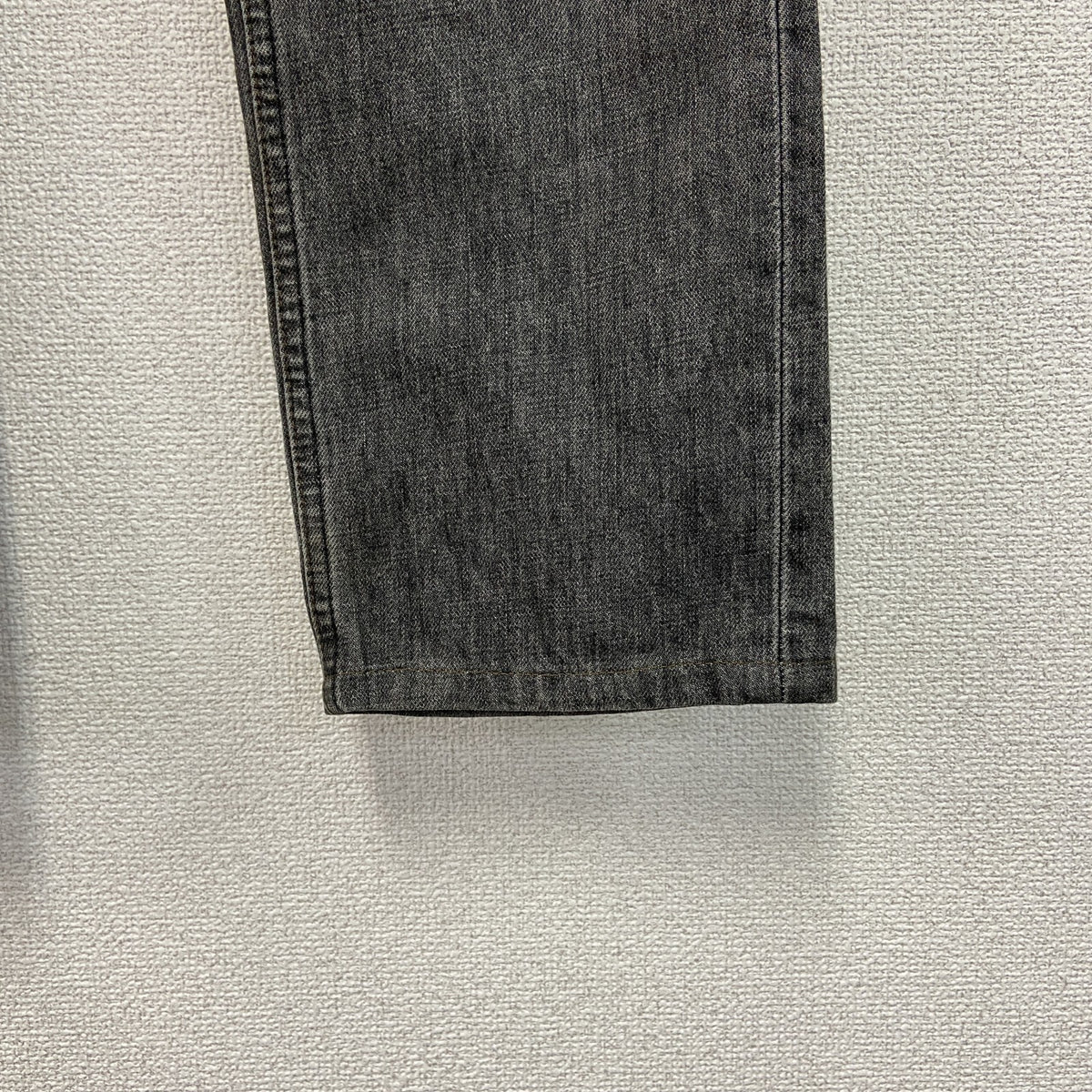Levi’s　リーバイス　505　ブラックデニムパンツ/ジーンズ　鬼ヒゲ　縦落ち　フェード　ジップフライ　黒　ブラック　W32サイズ　古着