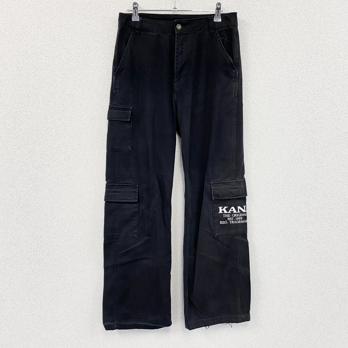 Karl Kani　カールカナイ　カーゴブラックデニムパンツ　刺繍ロゴ　フラップポケット　5つポケット　黒　ブラック　Sサイズ　古着